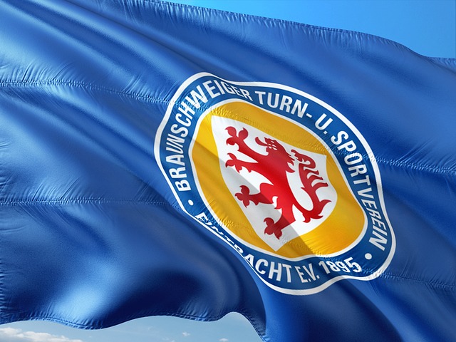 他不仅为俱 他不仅为俱